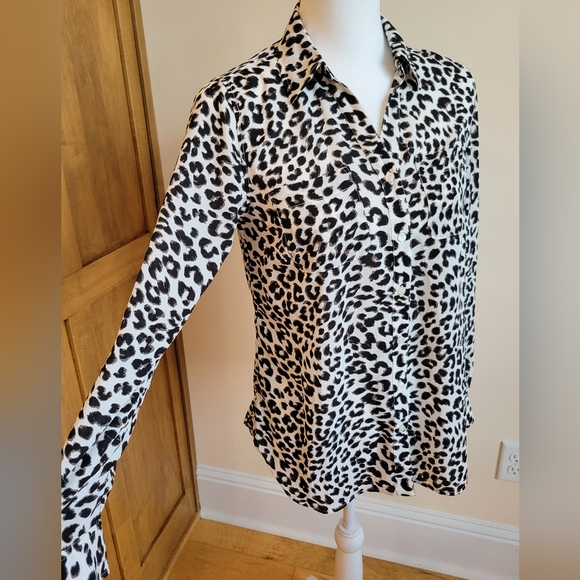 Talbots button up animal print blouse - Picture 1 of 4